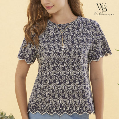 WB Lines II - เสื้อเบลาส์ดีไซน์สุภาพ ปักลายลูกไม้ สีน้ำเงินเข้ม รุ่น VY6247Y