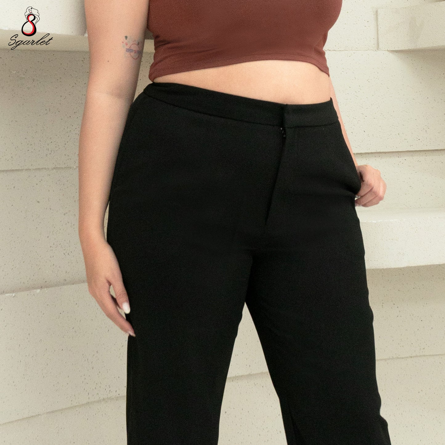 SGARLET PLUSSIZE กางเกงขายาวไซส์ใหญ่ทรงสอบสลิม ตีเกล็ดหน้าและหลัง สีดำ/กากี FLW091